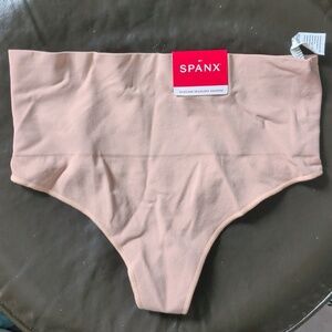 SPANX Size Medium High-Waist Seamless Briefs — Blush Pink